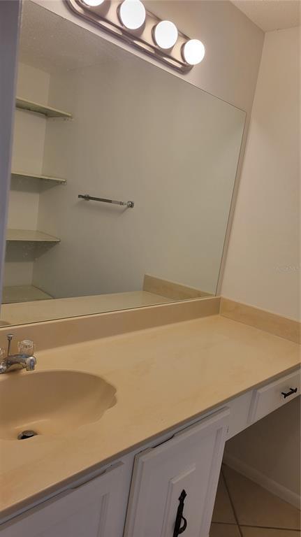 Building Photo - 4001 S Beneva Rd