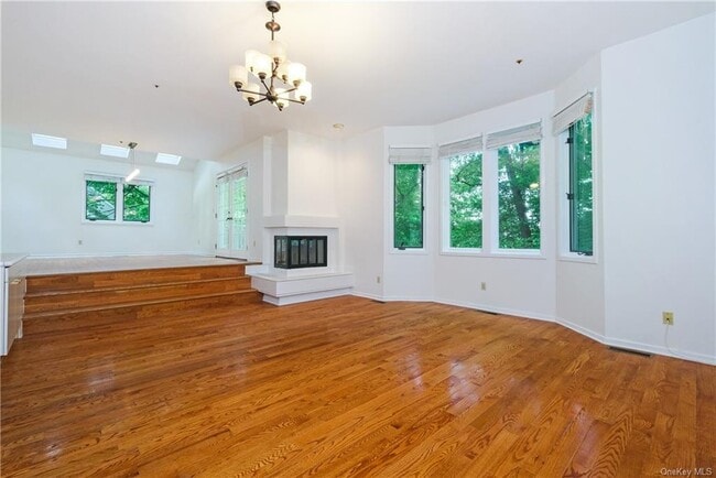 Building Photo - 55 Boulder Ridge Rd