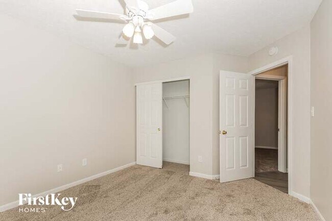 Building Photo - 35 Arbor Hills Dr