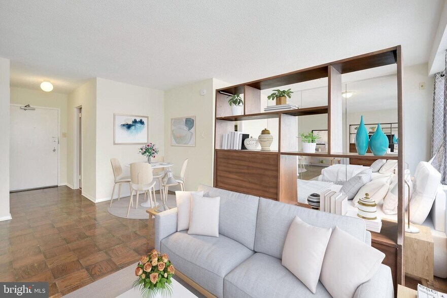 Building Photo - 5500 Friendship Blvd