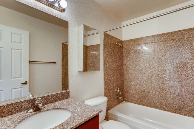 Building Photo - 5229 Indian River Dr