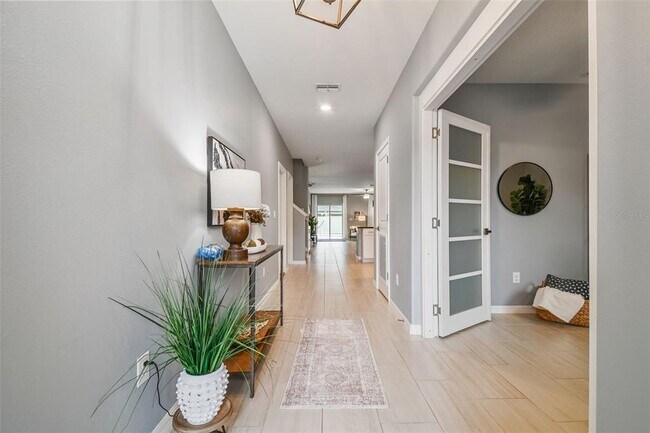 Building Photo - 8887 Little Bluestem Dr
