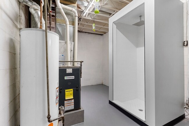 Building Photo - 3946 New Rd