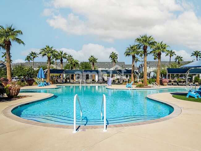 Building Photo - 20772 W Thomas Rd