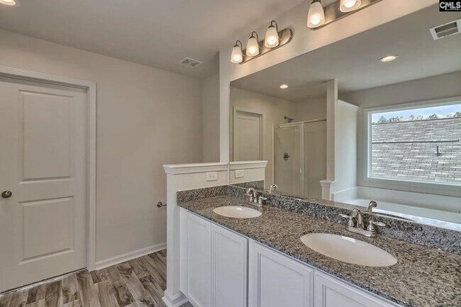 Building Photo - Beautiful 4 Bedroom Home for Rent – 2.5 Baths, 2-Car Garage