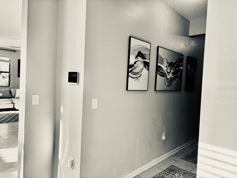 Building Photo - 417 Tuscany Chase Dr