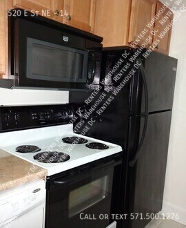 Building Photo - Light & Bright 1Bd Condo with Spacious Pri...