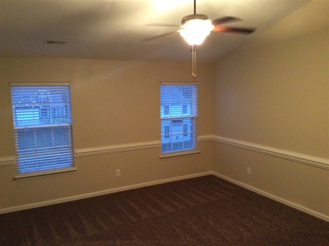 Building Photo - 106 Fining Ct