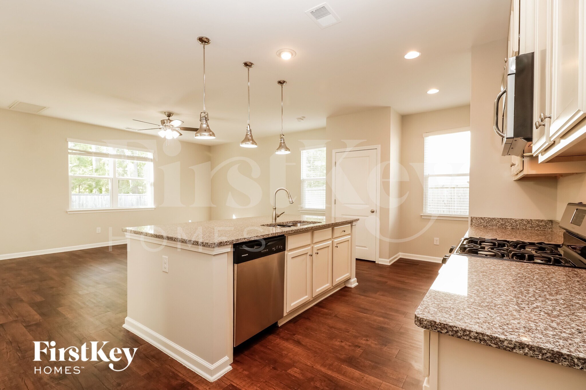 Building Photo - 516 Glady Rd