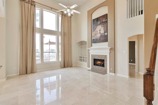 Building Photo - 11811 Newport Shore Dr