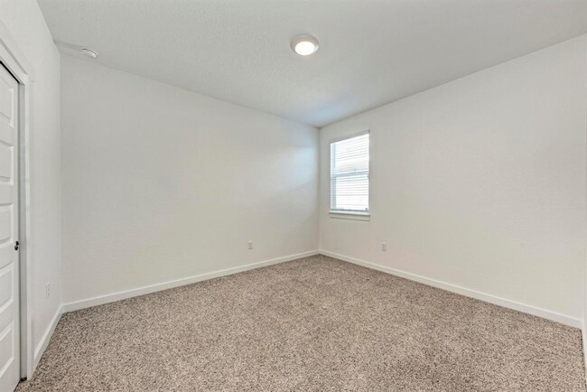 Building Photo - 7416 Peggie Nell Dr