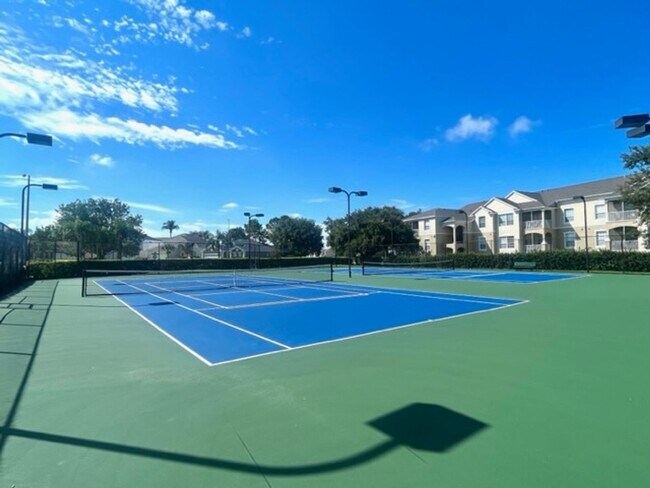 Building Photo - FURNISHED 3 Bedroom, 2 Bathrooms in the so...