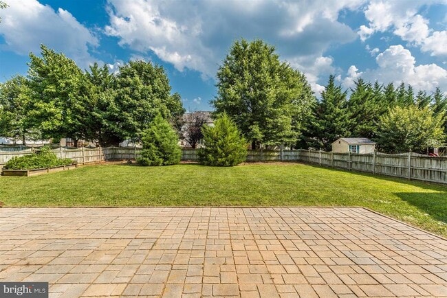 Building Photo - 2105 Twin Peaks Ct
