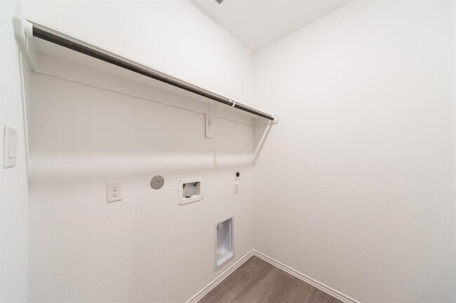 Building Photo - 3543 Britton Burrow Way