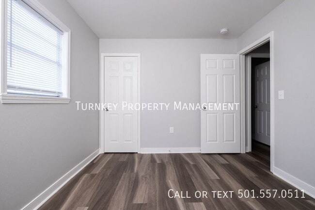 Building Photo - 1624 Brown St