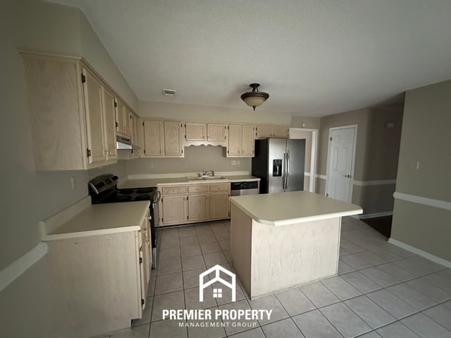 Building Photo - 8842 Aspen View Cove