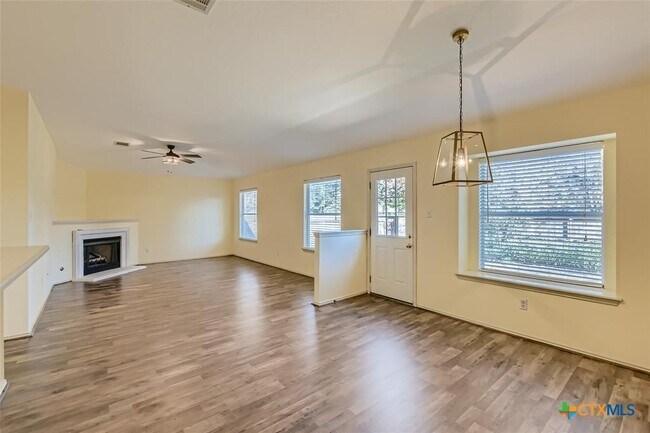 Building Photo - 16210 Copper Leaf Ln