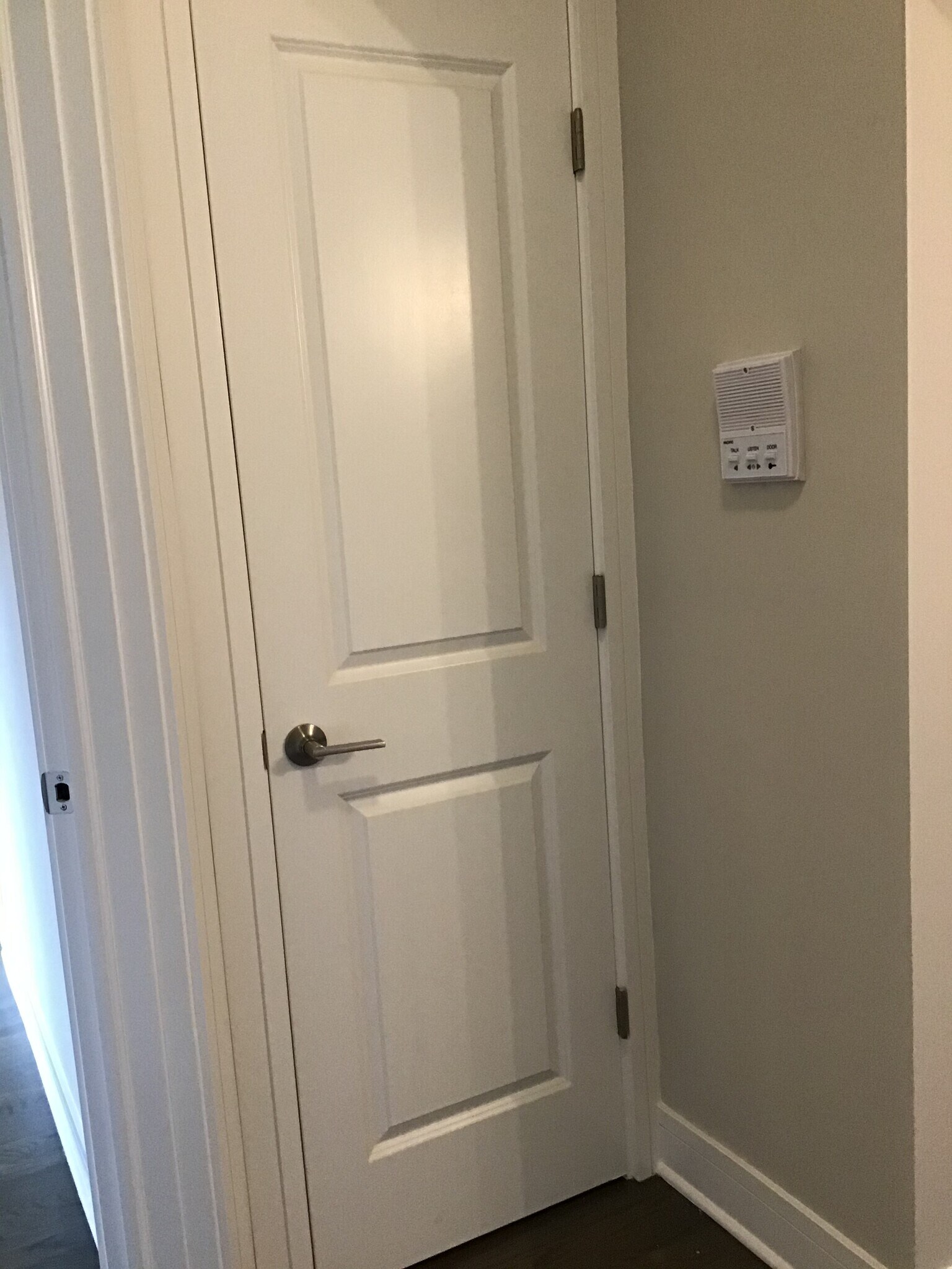 Building Photo - 8048 S Marshfield Ave