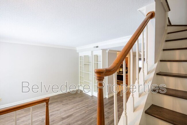 Building Photo - 102-F Wafco Ln