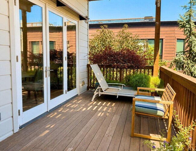 Building Photo - Timeless Character. Modern Lifestyle. Unbeatable Location.