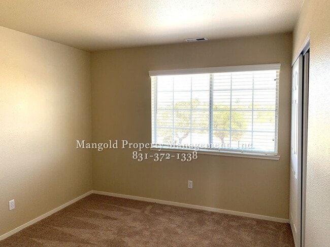 Building Photo - Inviting Two Story Home in Salinas with Open Living Spaces & Great Backyard