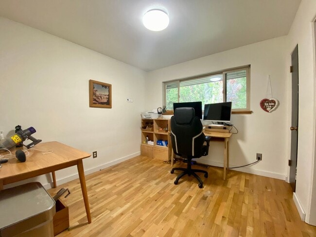 Building Photo - Charming Updated Home Across from Franklin Park and Hospital!