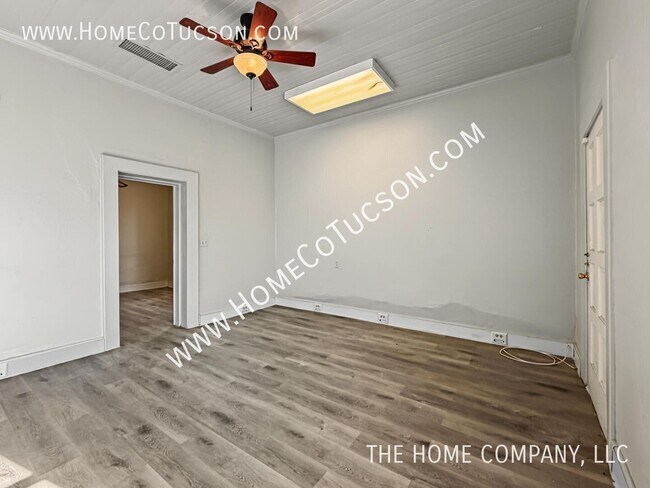 Building Photo - 529 S. Main-