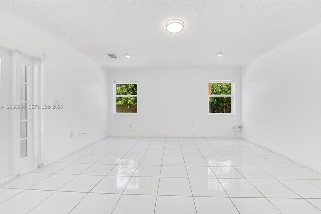 Building Photo - 15241 SW 150th St
