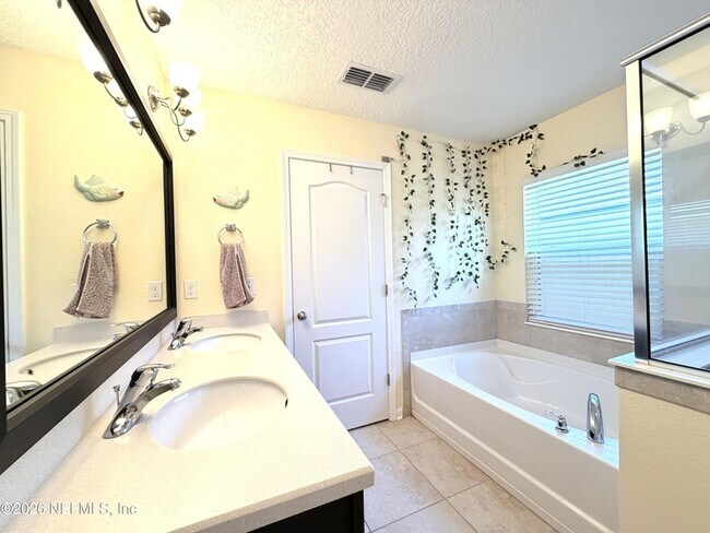 Building Photo - 16226 Stanis Ct