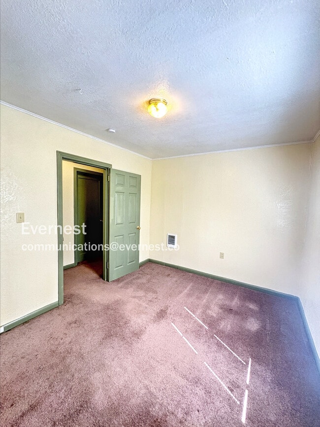 Building Photo - 509 3rd St SW