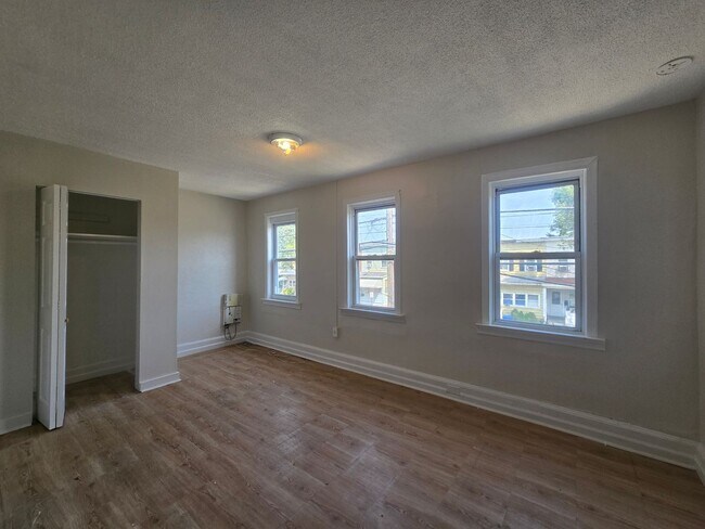 Building Photo - 1419 Princeton Ave