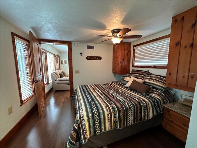 Building Photo - 56315 Hickory Rd