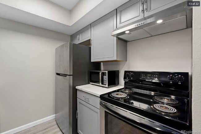 Building Photo - 497 S Memphis Way
