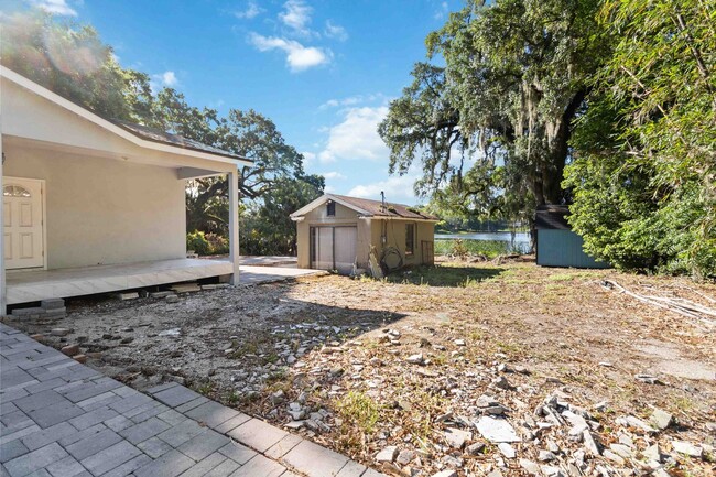 Building Photo - 1812 Curry Ford Rd