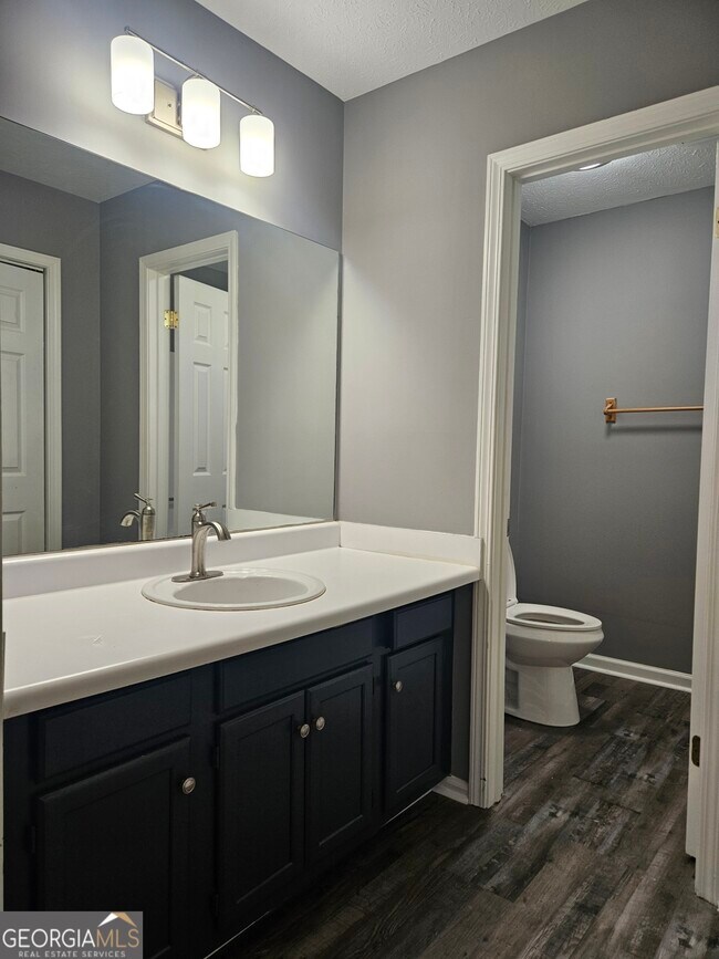 Building Photo - 4115 Cranwood Dr