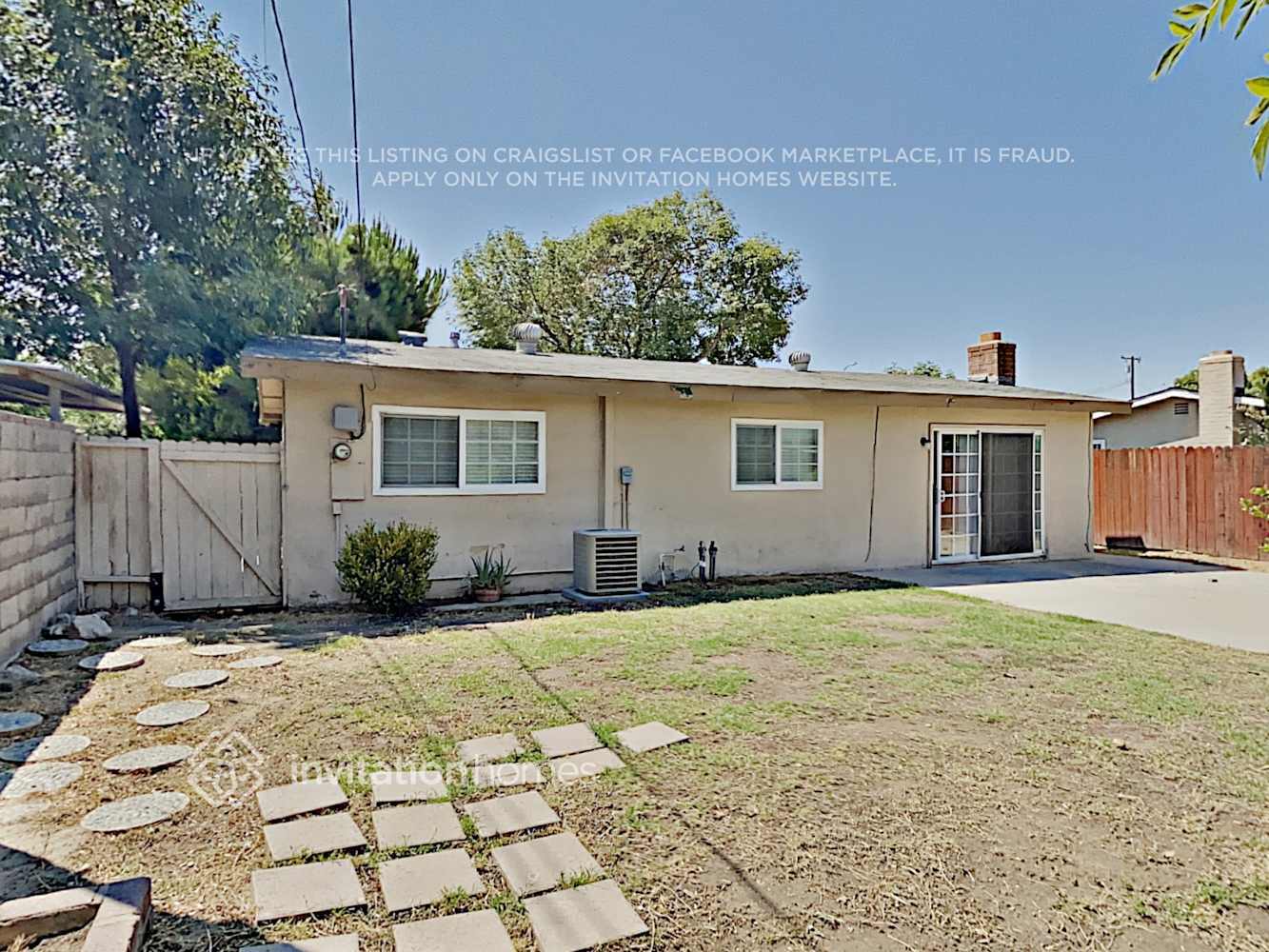 Building Photo - 12986 Chestnut Ave