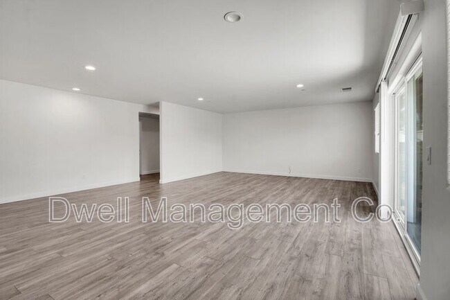 Building Photo - 11872 Almond Joy Ct