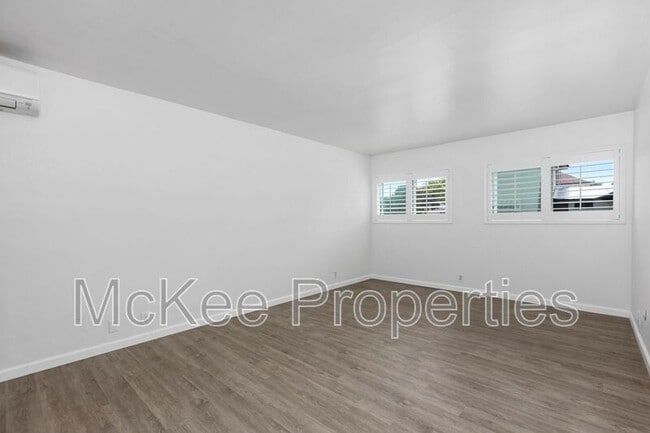 Building Photo - 801 C Ave