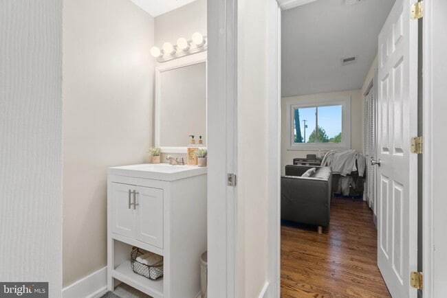 Building Photo - 14827 Old Frederick Rd