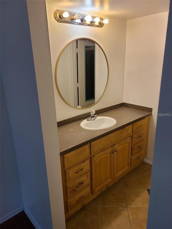 Building Photo - 5647 Summerside Ln