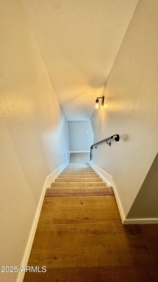 Building Photo - 8516 E McDonald Dr