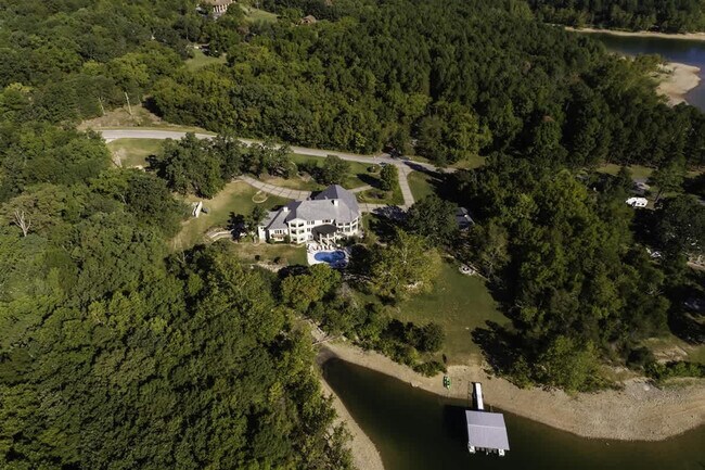 Building Photo - 1774 State Hwy UU