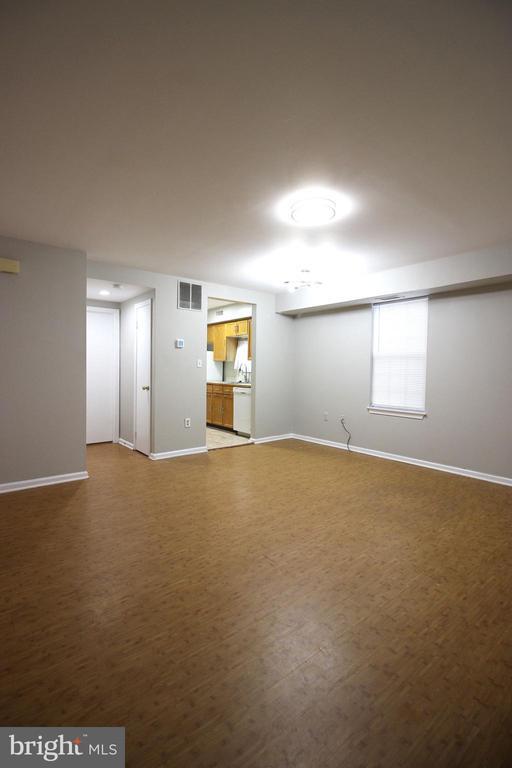 Building Photo - 2604 S Arlington Mill Dr