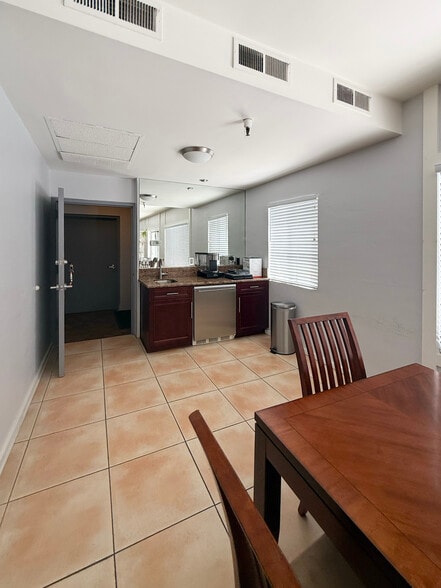Rec Room - 8530 Holloway Dr