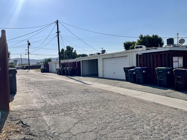 Building Photo - 27127 Sun City Blvd