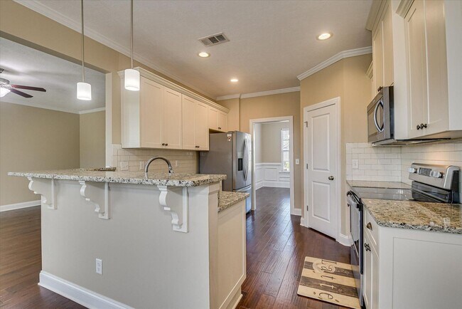 Building Photo - 852 Williford Run Dr