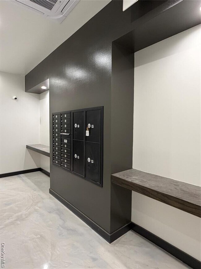 Building Photo - 40-09 29th St