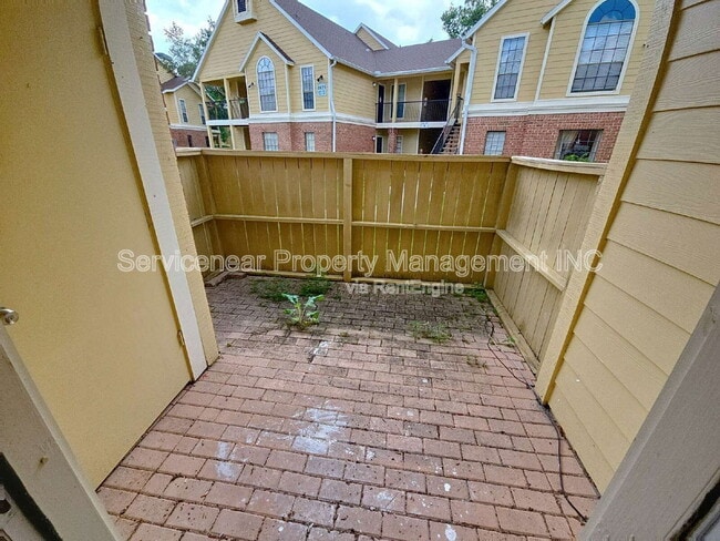Building Photo - 8617 Fancy Finch Dr