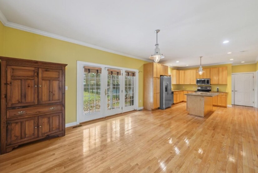 Building Photo - 1 Glenbrook Rd