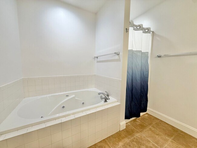 Building Photo - 821 Amburn Meadows Ln
